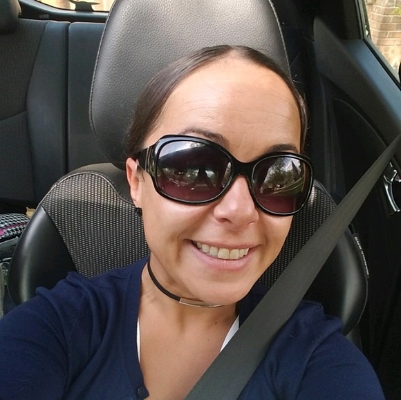 Meet your Posher, Jamie - Picture 2 of 4